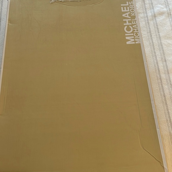 Michael Kors boots size 6 - Picture 4 of 4